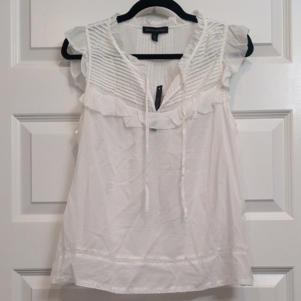 NWT Banana Republic White Ruffle Cap Sleeve Sheer Blouse